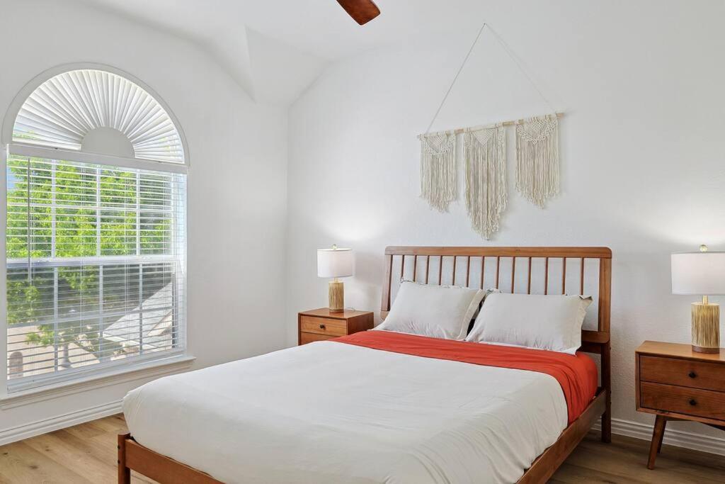 Wellness Oasis 5Br W Pool + Huge Yard + Fire Pit Vila Sachse Exterior foto