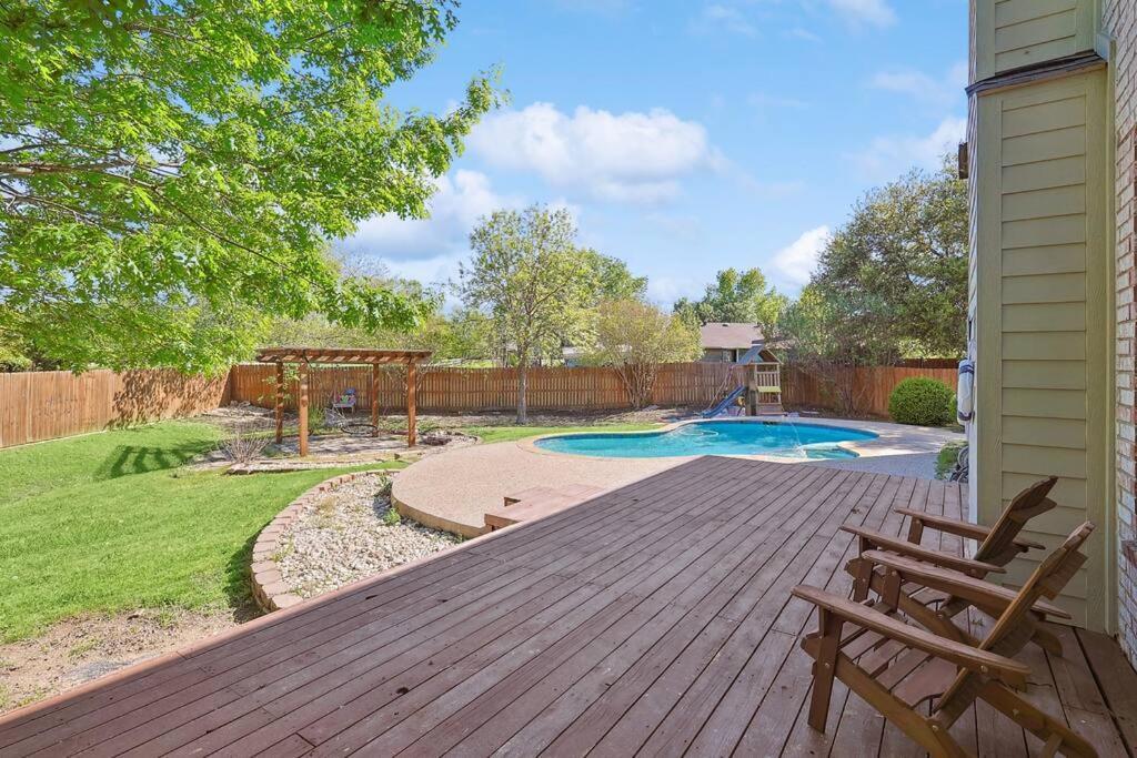 Wellness Oasis 5Br W Pool + Huge Yard + Fire Pit Vila Sachse Exterior foto