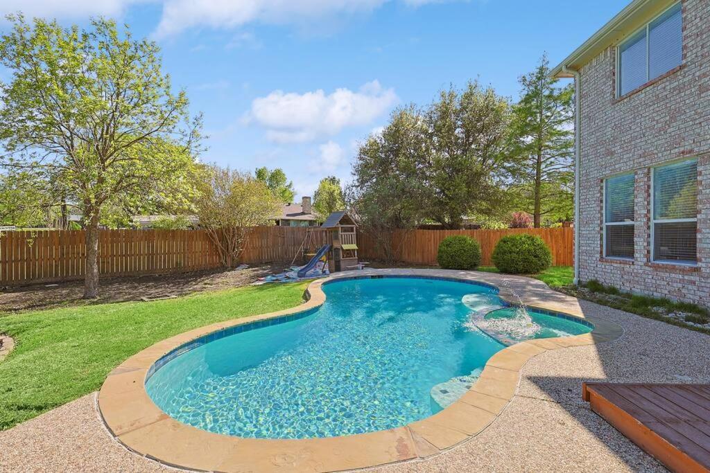Wellness Oasis 5Br W Pool + Huge Yard + Fire Pit Vila Sachse Exterior foto