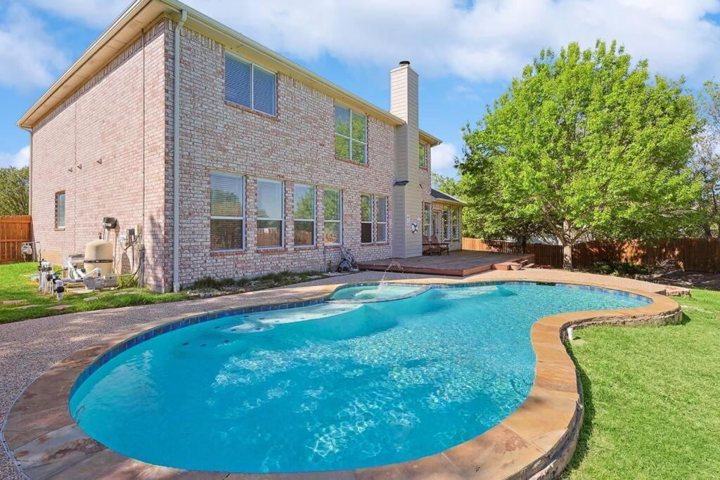 Wellness Oasis 5Br W Pool + Huge Yard + Fire Pit Vila Sachse Exterior foto